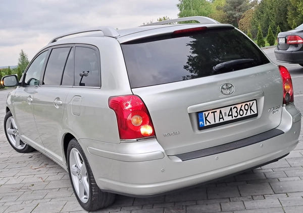 Toyota Avensis cena 21500 przebieg: 185746, rok produkcji 2009 z Tarnów małe 704